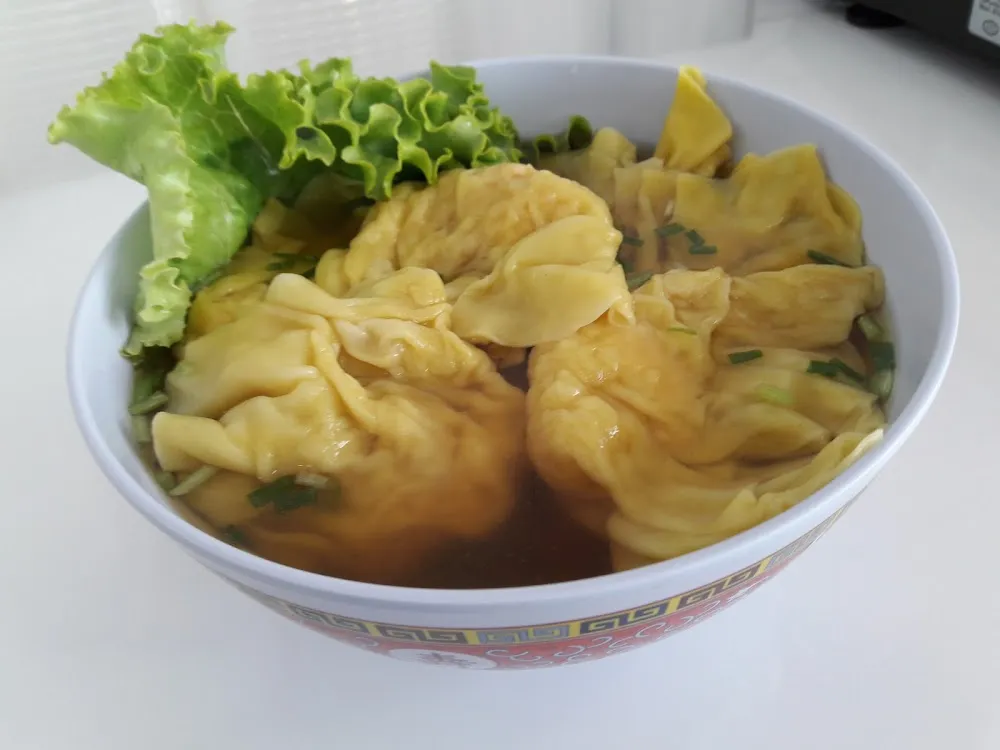 Soupe Aux Raviolis Crevettes